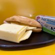 Bánh Mì Bơ Sữa